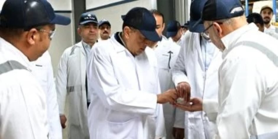 اليوم  .. رئيس الوزراء يتفقد توسعات مصنع "اتش بي فولر" للمواد اللاصقة في جولته بمدينة السادس من أكتوبر 