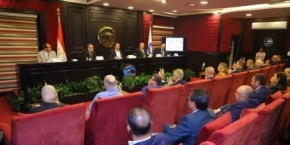 وزير التخطيط في ضيافة مستقبل وطن لاستعراض استراتيجية الوزارة.. صور
