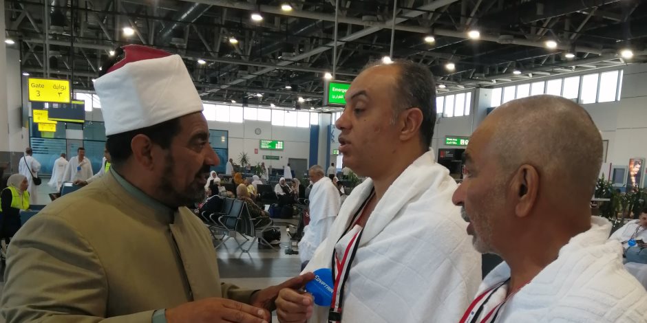 مجمع البحوث الإسلامية يواصل قوافل التوعية بالحج في المطارات والموانئ