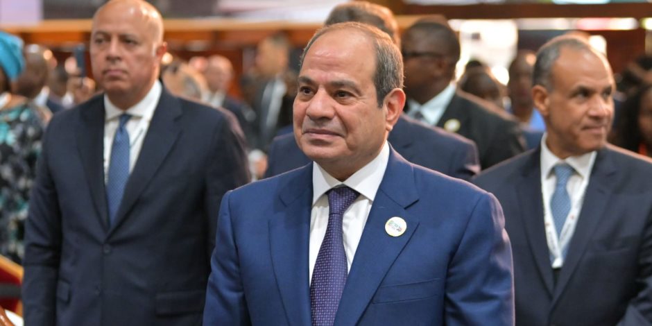 الرئيس السيسى: رغم تعاقب الأزمات الإقليمية استطاعت مصر مواصلة برنامجها الطموح للإصلاح الاقتصادى