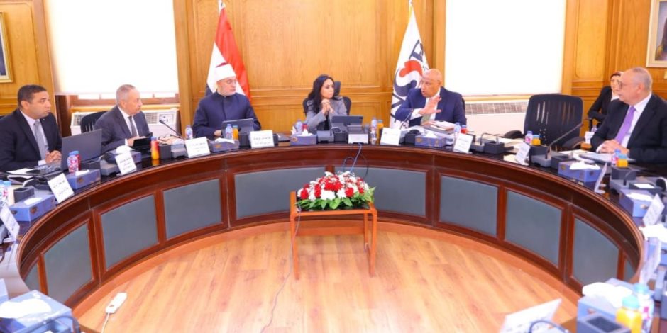 وزيرة التضامن تترأس اجتماع مجلس إدارة بنك ناصر وتناقش مشروع الموازنة التخطيطية للعام المالي 2026 /2027