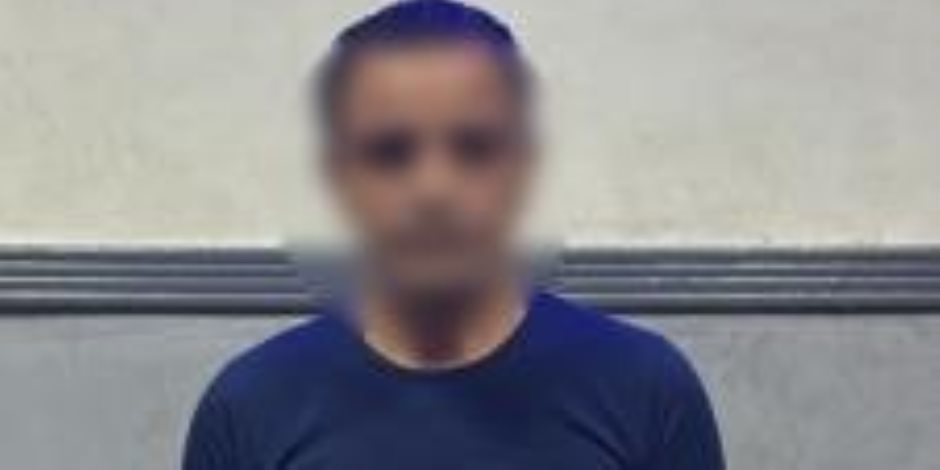 ضبط المتهم بالتعدي على شخص وشقيقه داخل عقار سكني بالإسكندرية