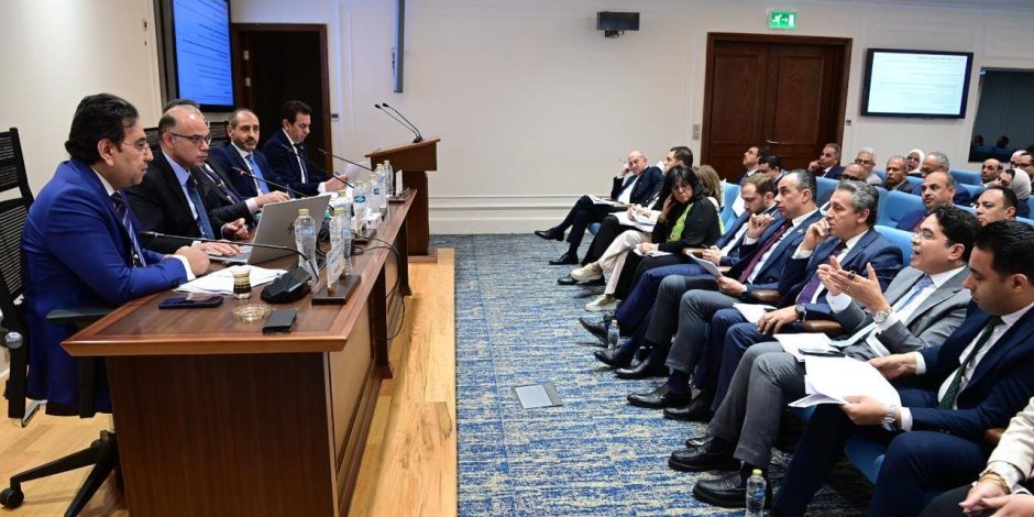وزير الاستثمار يستعرض ملفات عمل الاستثمار والتجارة الخارجية أمام  "اقتصادية النواب"