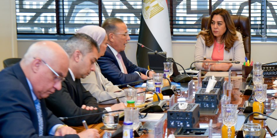شراكة مع القطاع الخاص في مشروعات السياحة البيئية مع الالتزام بالمعايير والضوابط البيئية
