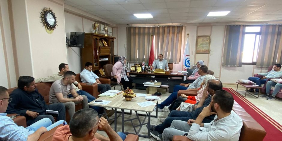 وكيل الصحة بشمال سيناء يترأس اجتماعًا موسعًا لرفع درجة الجاهزية بالمنشآت الطبية استعدادًا لعيد الأضحى (صور) 