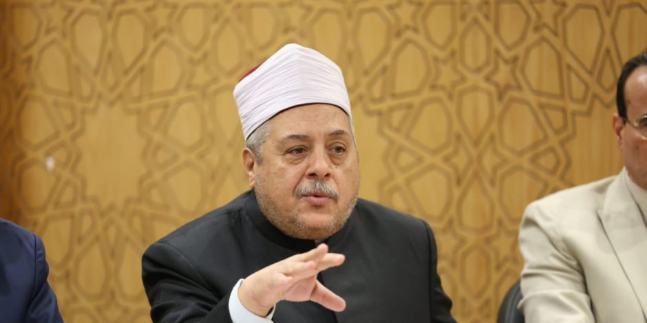 «الأزهر» يتابع استعدادات انطلاق امتحانات الشهادتين الابتدائية والإعدادية