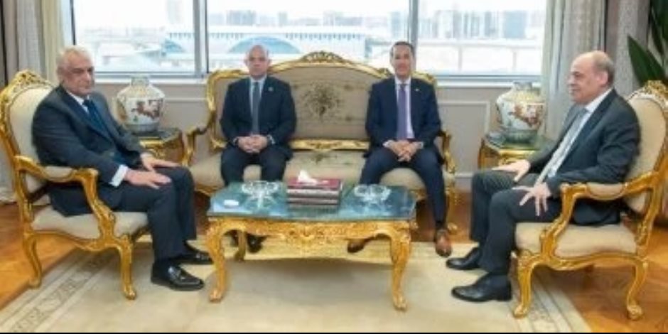 وزيرا الإنتاج الحربى والاستثمار يبحثان تعظيم الاستفادة من محفظة أراضى الوزارة