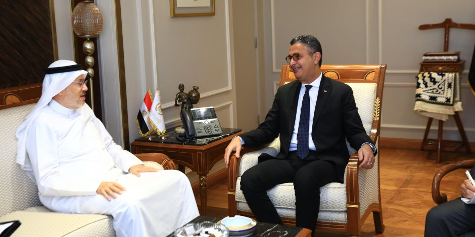 وزير التموين يبحث مع رئيس التنفيذي للمؤسسة الدولية الإسلامية لتمويل التجارة تعزيز التعاون في مجالات الأمن الغذائي وتمويل التجارة