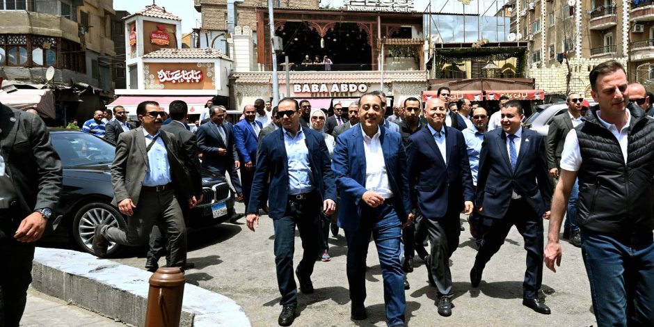 القاهرة التاريخية تستعيد بريقها.. شوارع التراث تعود للحياة والفن يضيء قلب العاصمة