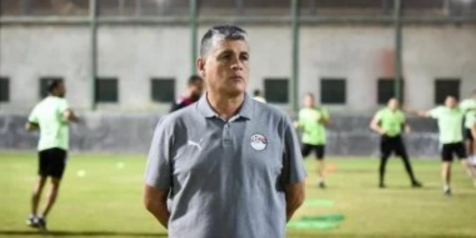 شوبير عبر برنامجه الإذاعي : هانى أبو ريدة قرر الإبقاء على أوسكار رويز رئيساً للجنة الحكام