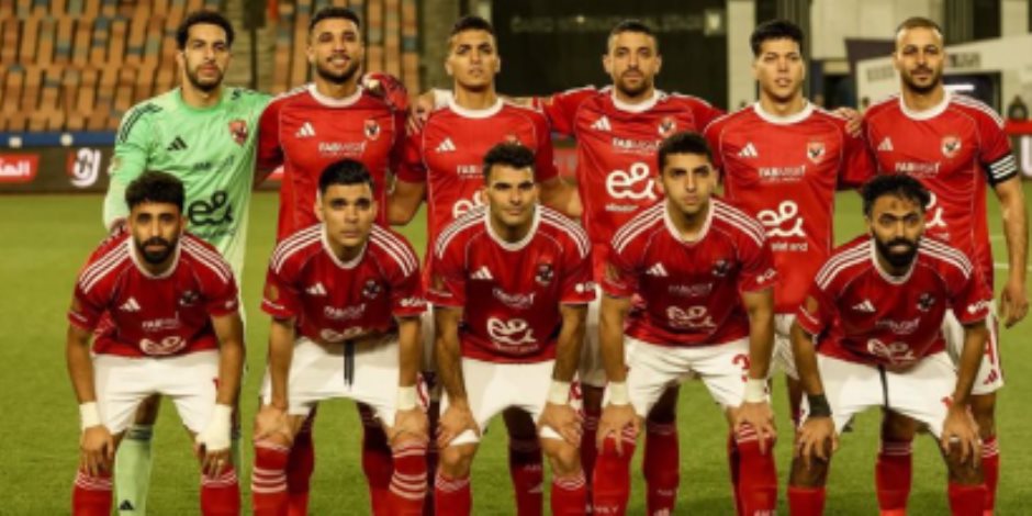 بن شرقي في الهجوم وشوبير في حراسة المرمي.. تشكيل الأهلي أمام المصري في ليلة الحسم