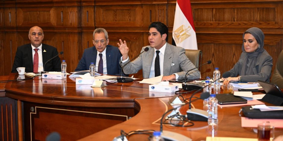 برئاسة النائب أحمد أبو هشيمة .. "اقتصادية الشيوخ" تبدأ مناقشة مشروع قانون خطة التنمية الاقتصادية والاجتماعية بحضور ممثلي الحكومة 