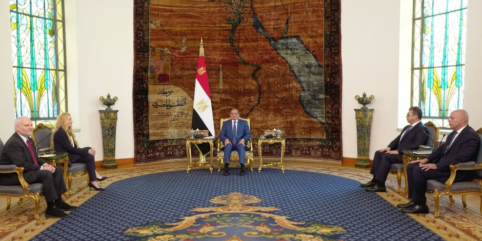  الرئيس السيسي يؤكد أهمية التنسيق المصري الأمريكي من أجل تحقيق السلام في الشرق الأوسط ويجدد الدعوة لتسوية عادلة للقضية الفلسطينية