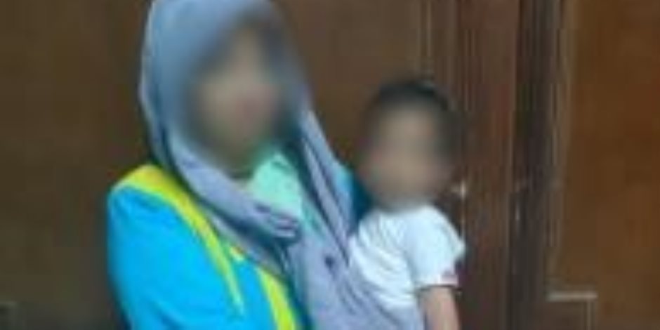 الداخلية تكشف حقيقة الاشتباه في اختطاف طفلة داخل ميكروباص بالجيزة