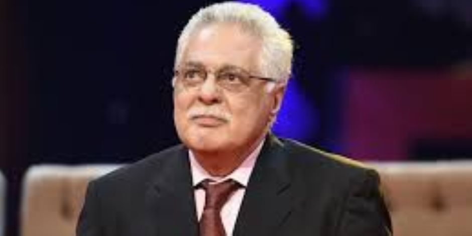 "أحب أختم حياتي الفنية على المسرح القومي".. توفيق عبد الحميد يودّع الفن