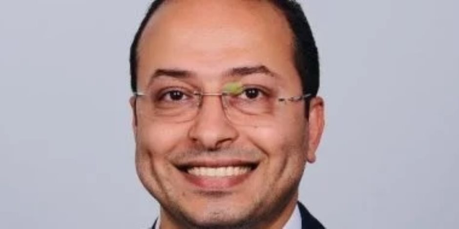 بعد واقعة طبيب القلب المزيف.. تعرف علي خطوات التأكد من هوية الطبيب فى أقل من دقيقة