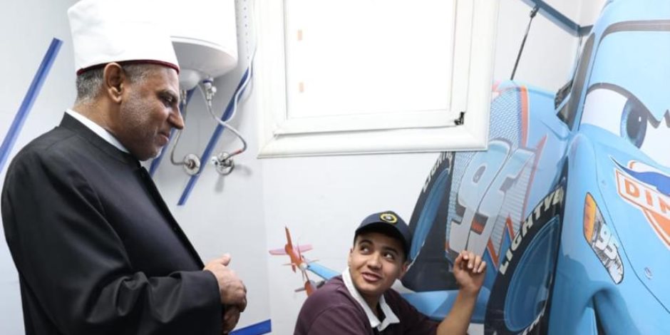 رئيس قطاع المعاهد الأزهرية: امتحانات الثانوية للقسم الأدبي تسير بصورة منتظمة وفق الخطة الموضوعة