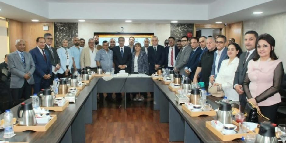 تفاصيل لقاء وزير الدولة للإعلام مع رؤساء تحرير الصحف الخاصة والحزبية