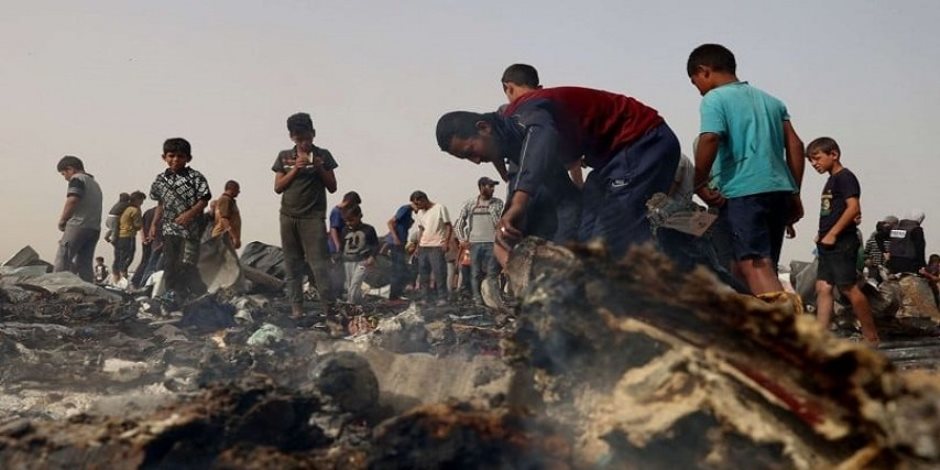 مجزرة حي الرمال .. فلسطين تحذر: إفلات الاحتلال من العقاب يغذي استمرار المجازر بغزة..والاحتلال يحقق فى عملية دهس بالضفة 