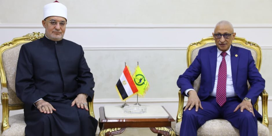 محافظ شمال سيناء يستقبل مفتي الجمهورية لبحث سُبل التعاون المشترك