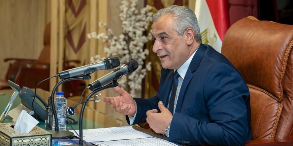 الإنتاج الحربي يتبنى ابتكارات الطلاب.. دراسة مشروعات التصنيع الذكي تمهيدًا لتحويلها إلى منتجات صناعي
