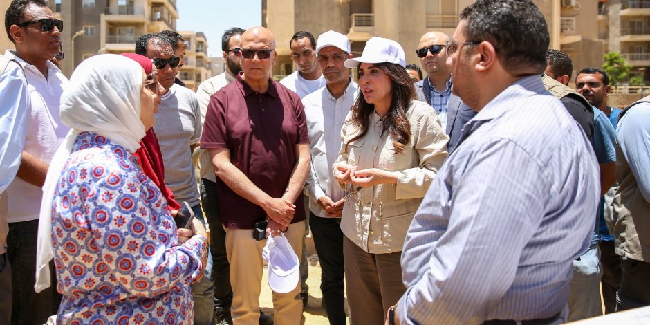 وزيرة الإسكان تتابع أعمال تطوير ورفع كفاءة الخدمات واللاندسكيب بمشروع دار مصر – الأندلس بمدينة القاهرة الجديدة