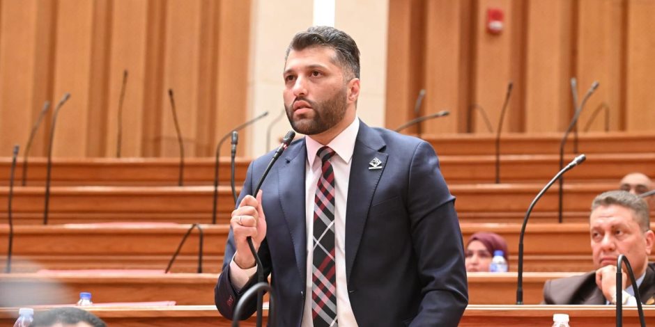 برلماني: مشروع الموازنة العامة يعكس إعادة ترتيب أولويات الإنفاق لصالح المواطنين ولابد من خفض الدين 