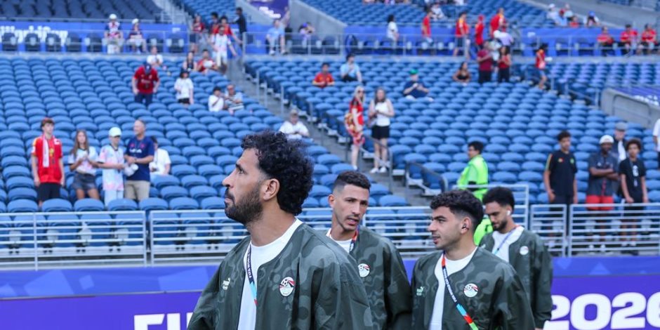 لاعبو منتخب الفراعنة يتفقدو أرضية ملعب لومن فيلد قبل انطلاق مباراة بلجيكا.. صور