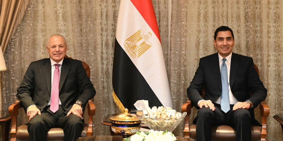 هاني أبو ريدة يهنئ جوهر نبيل بانتخابه رئيسًا للجنة الحكومية الدولية للتربية البدنية والرياضة باليونسكو