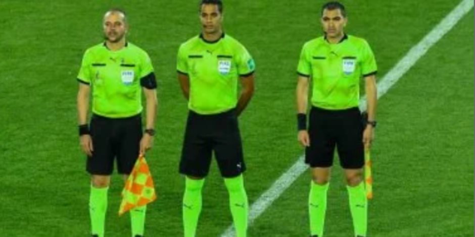 طاقم مصري يحكم مباراة الأرجنتين والنمسا فى كأس العالم