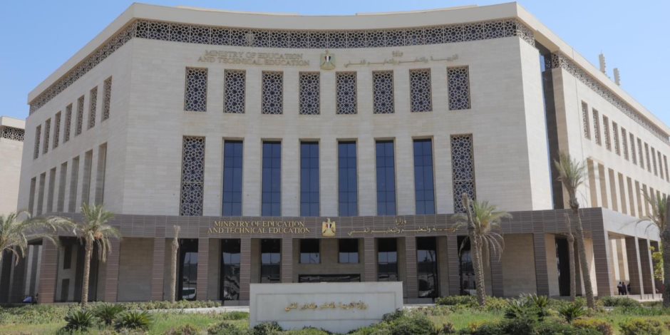 رسوم تحويلات الطلاب بين المدارس للعام الدراسي المقبل