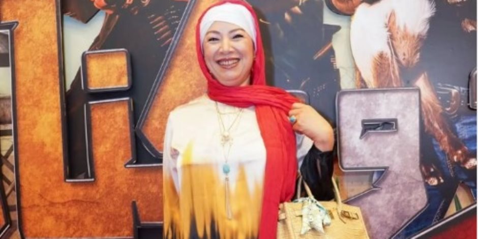 انتصار: ارتدائى الحجاب في عرض صقر وكناريا للترويج لشخصيتى فى الفيلم فقط