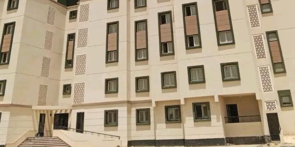 وزيرة الإسكان: إطلاق التيار الكهربائي بمشروع "الإسكان الأخضر" بمدينة حدائق العاشر من رمضان