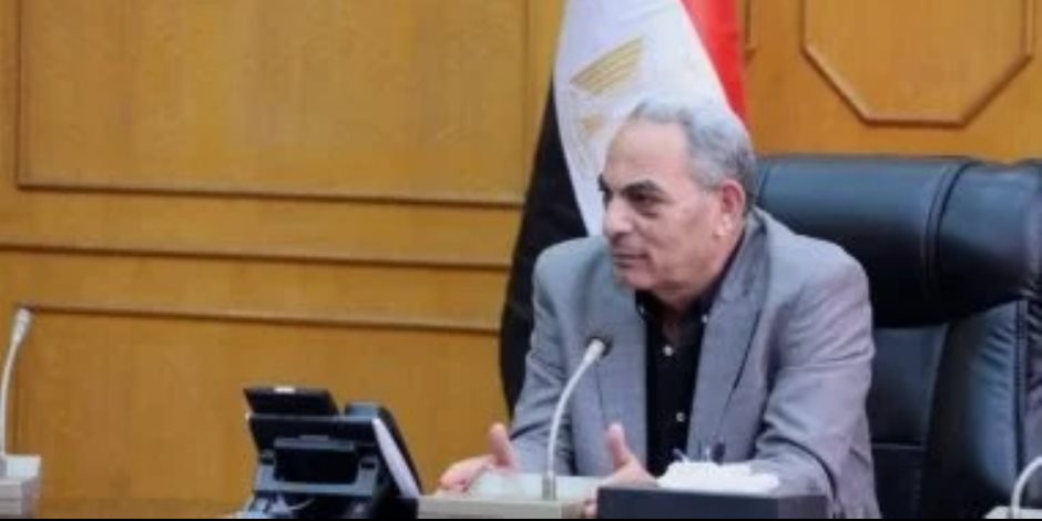 نسبة النجاح 70.42% .. محافظ الإسماعيلية يعتمد نتيجة الشهادة الإعدادية