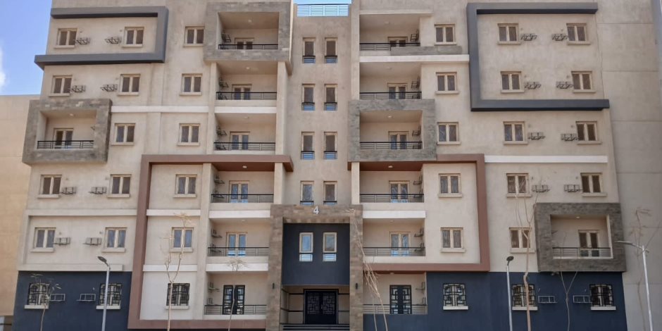 وزيرة الإسكان تتابع موقف تنفيذ مشروعات المبادرة الرئاسية “سكن لكل المصريين” بعدد من المدن الجديدة