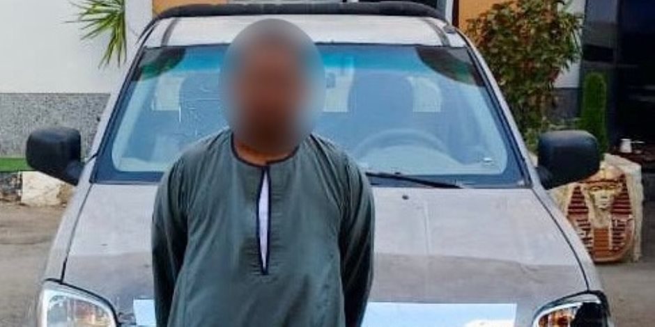 ضبط سائق صدم قائد دراجة نارية وفر هاربًا في الأقصر