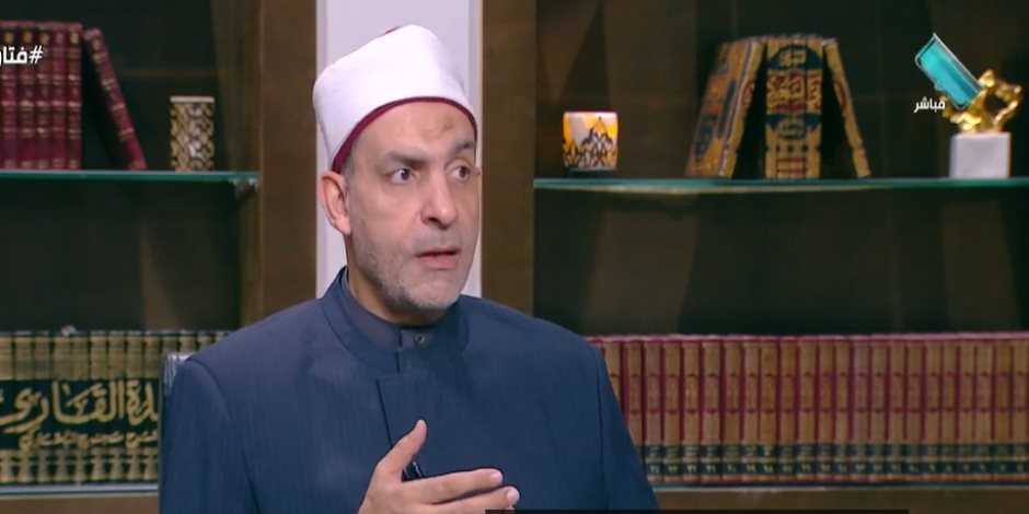 هل يرث من حُرم من الميراث رغم كتب الأب أمواله لباقي الأبناء؟ أمين الفتوى يجيب