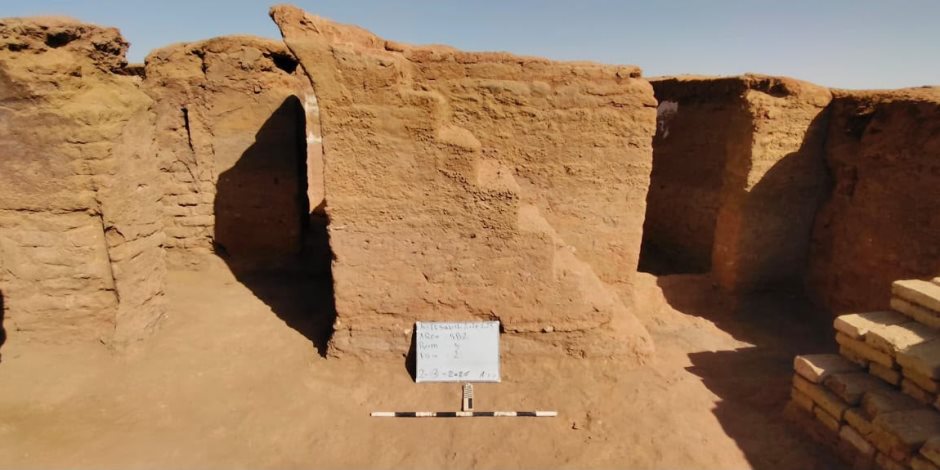 اكتشاف مدينة سكنية متكاملة تعود للعصر البيزنطي بواحة الداخلة.. صور