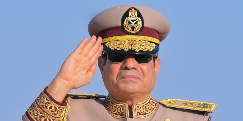 الرئيس السيسي يوجه بأداء "سلام الشهيد" قبل كلمته في افتتاح القيادة الاستراتيجية