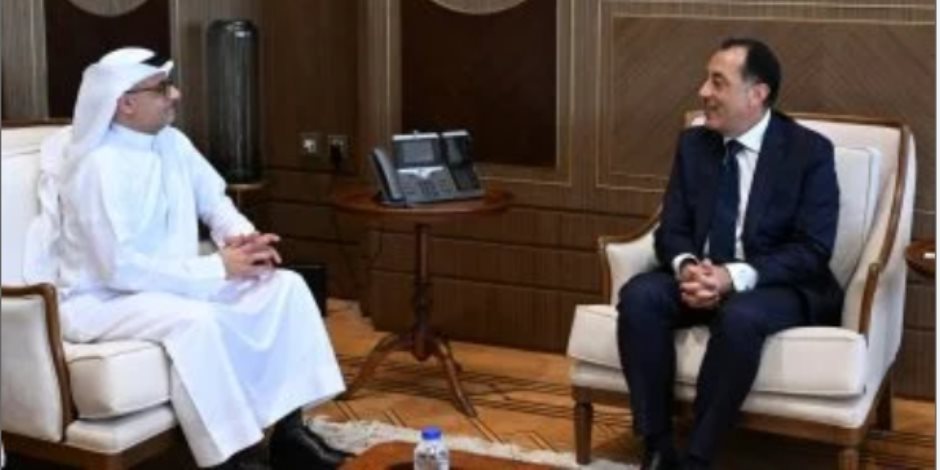مدبولي يتابع مستجدات الموقف التنفيذى لمشروعات مدينة "رأس الحكمة"