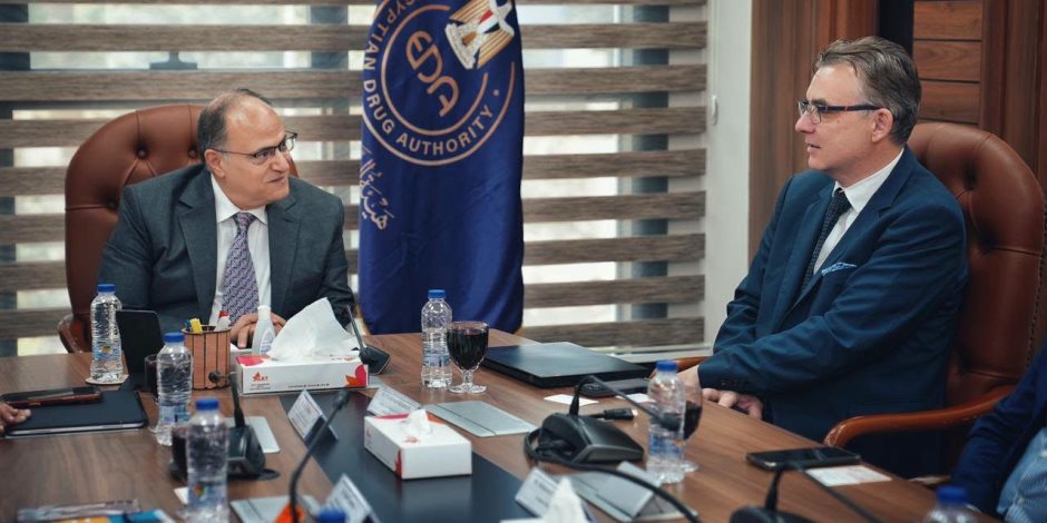 رئيس «الدواء المصرية» يبحث مع شركة «سينكتيك» البولندية توطين الصناعات المتقدمة في مصر