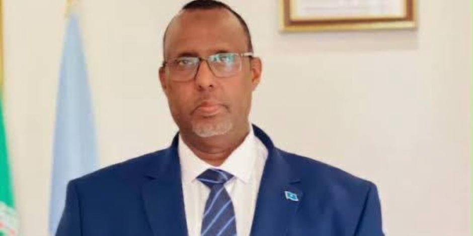 السفير الصومالي يشيد بإقرار مجلس الوزراء مذكرة التفاهم مع مصر في مجال النقل البحري 