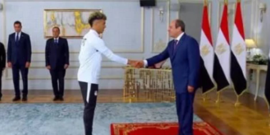 إمام عاشور بعد تكريم الرئيس: سنواصل العمل لرفع اسم مصر وتشريفها في كل المحافل