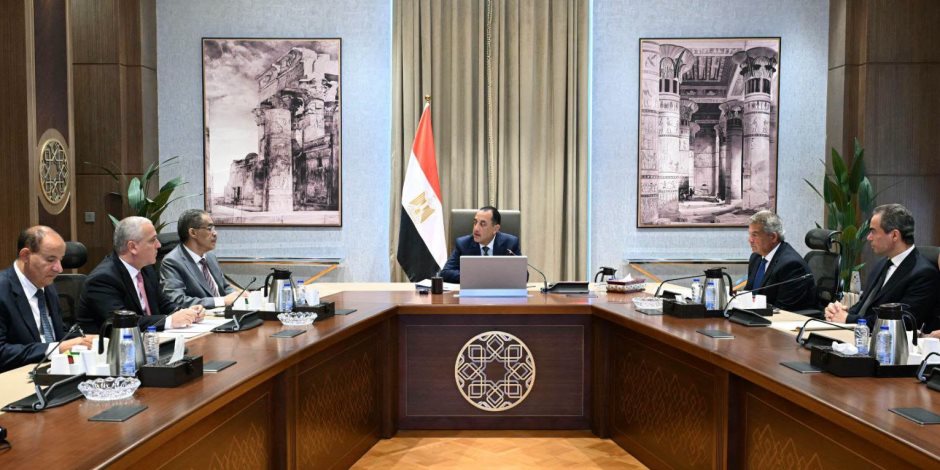 مدبولي: تحويل توصيات تطوير الإعلام إلى خطة تنفيذية قبل مؤتمر ديسمبر.. والحكومة تبحث مستقبل المنظومة الإعلامية المصرية
