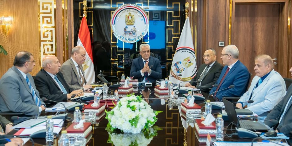 وزير الإنتاج الحربي: إعداد الكوادر الفنية والقيادية أولوية لرفع الإنتاجية ودعم التطوير
