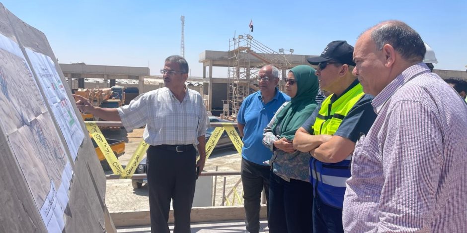 وزيرة الإسكان تتابع تنفيذ مشروعات البنية الأساسية والخدمات بعدد من المدن الجديدة