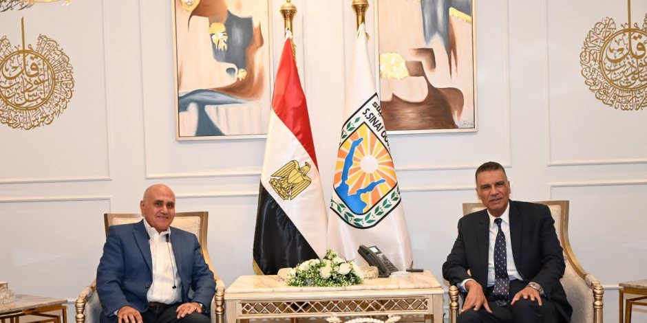 محافظ جنوب سيناء يستقبل رئيس الجهاز التنفيذي لتعمير سيناء  لمتابعة مشروعات الخطة الاستثمارية.. أعرف التفاصيل 