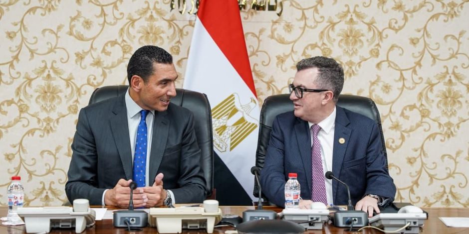 تنفيذًا لتوجيهات الرئيس السيسي.. وزيرا الشباب والتخطيط يبحثان إطلاق مشروع "اقتصاد الشباب" لتعزيز مشاركة الشباب في التنمية