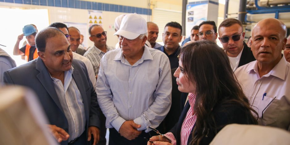 وزيرة الإسكان ومحافظ مطروح يتفقدان عددا من مشروعات مياه الشرب والصرف الصحي