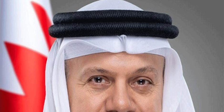 البحرين تُفعّل صافرات الإنذار وتعلن اعتراض وتدمير اعتداءات جوية إيرانية